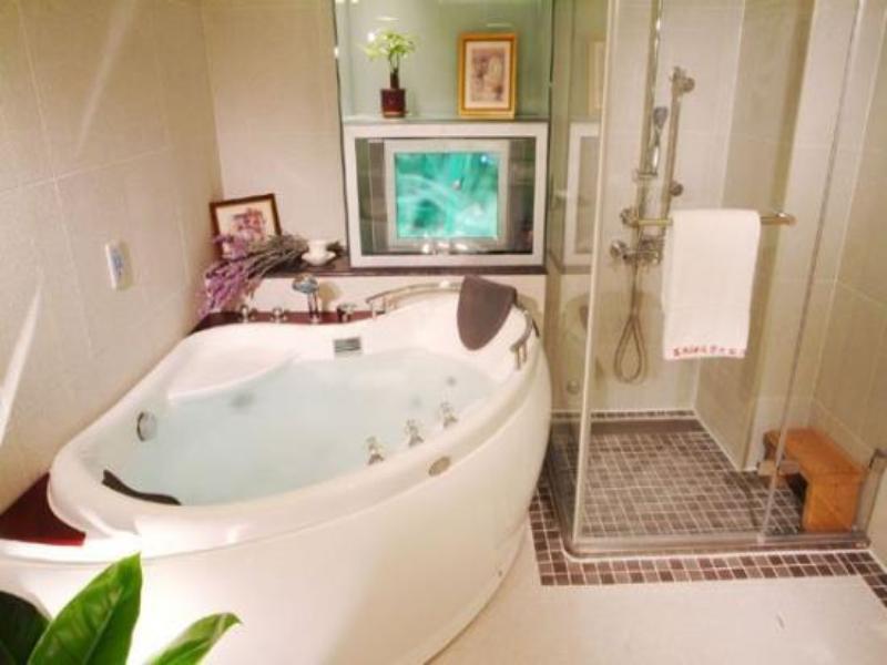 Katherine Plaza Hotel Kaohsiung Dış mekan fotoğraf