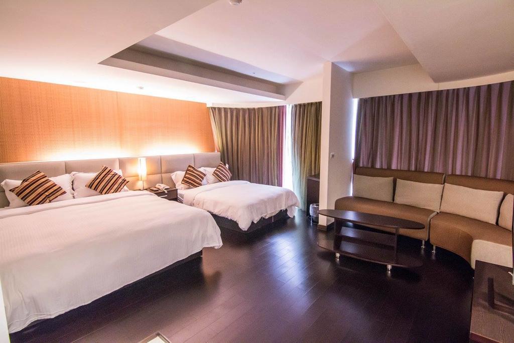 Katherine Plaza Hotel Kaohsiung Dış mekan fotoğraf