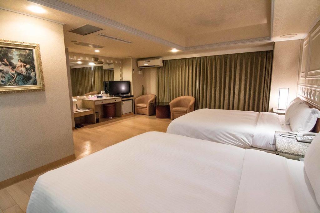 Katherine Plaza Hotel Kaohsiung Dış mekan fotoğraf