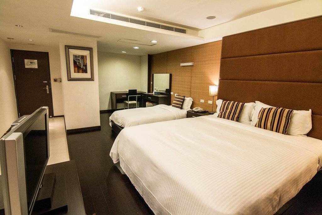 Katherine Plaza Hotel Kaohsiung Dış mekan fotoğraf